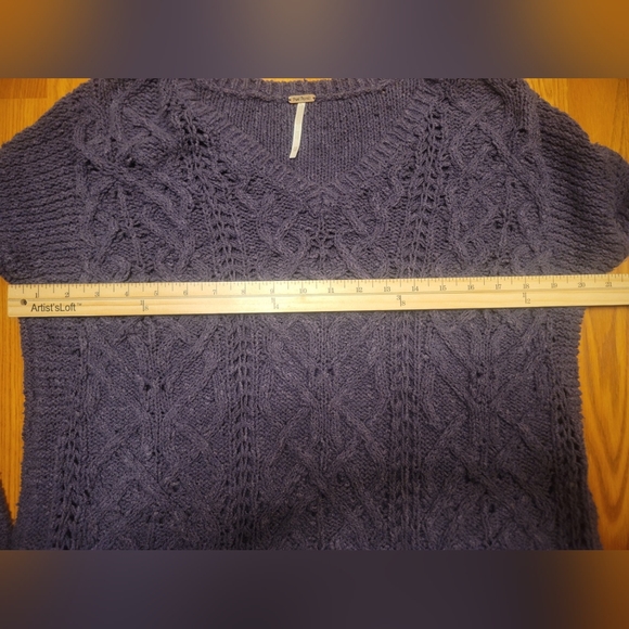 Free People Cross My Heart Pullover V Neck Sweater XS Deep Orchid Purple Raw Hem - Picture 5 of 16